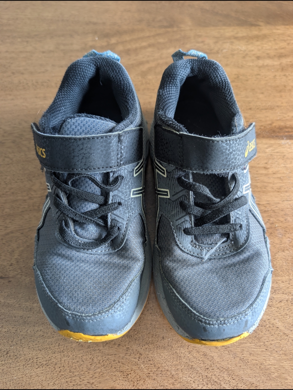 ASICS Kids' Gray Athletic Shoes with Yellow Accents